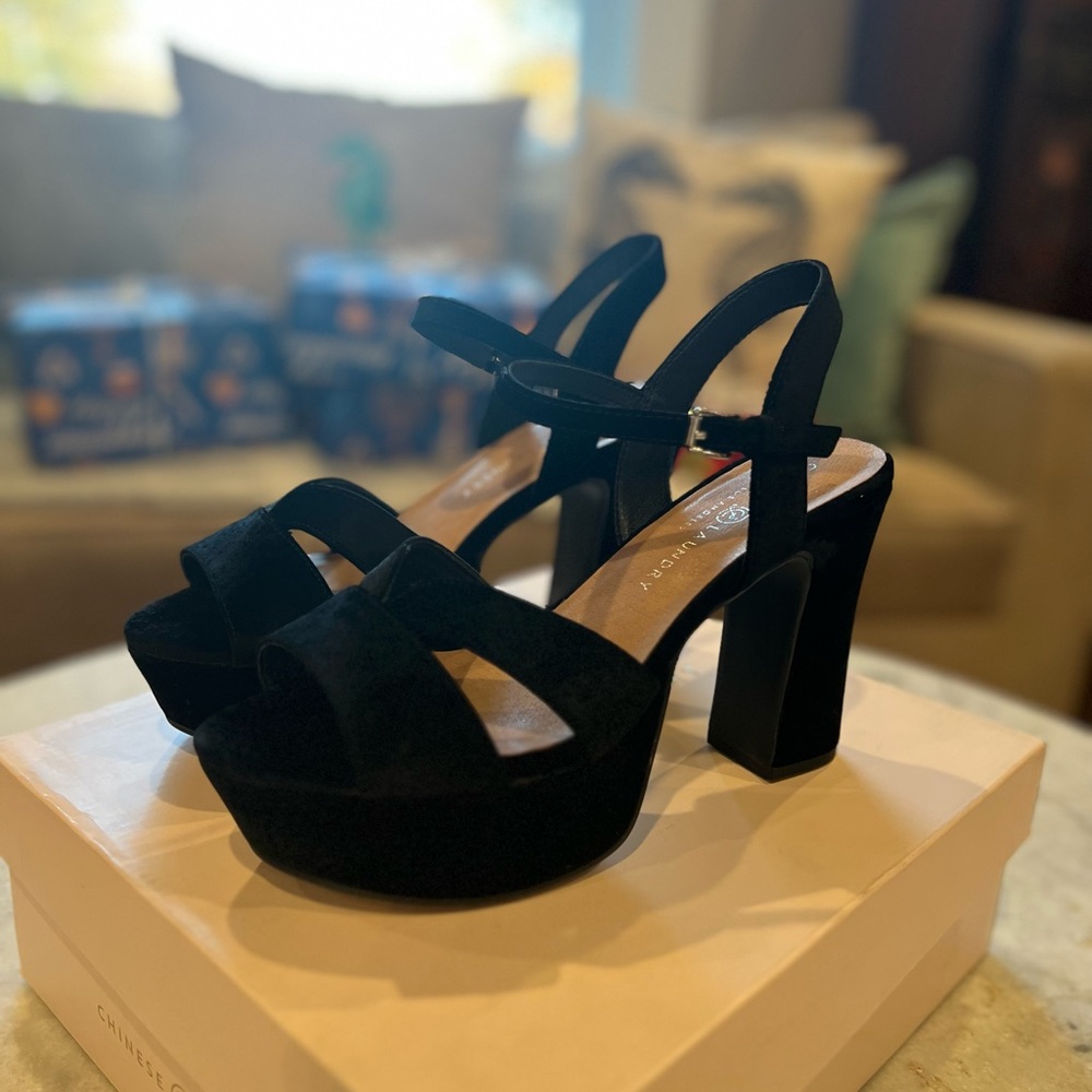 Chinese Laundry heels- Daydreamer